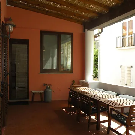 Housing Lipari